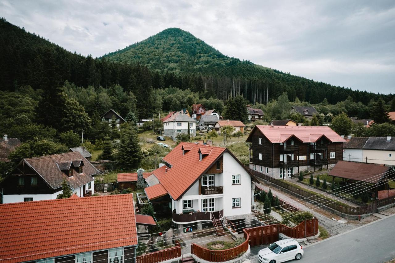 Pension Csomád BaileTusnad Exterior foto
